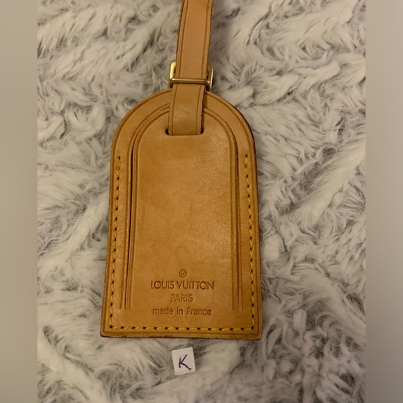 Louis Vuitton Other - Louis Vuitton Beige Leather Luggage Tag